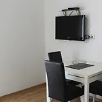 Pensjonat Jure 3*