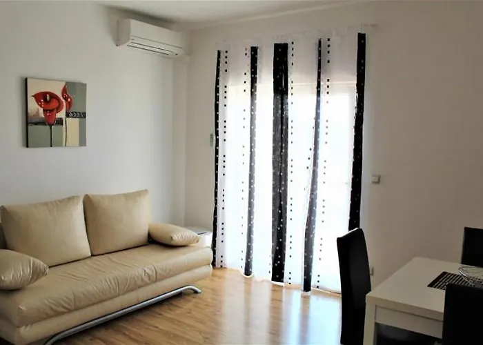 Jure Гостевой дом Примоштен